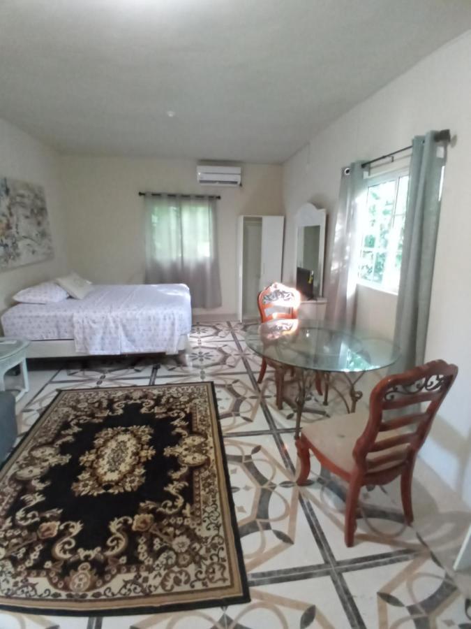 أوشو ريوس Grace Garden Guesthouse المظهر الخارجي الصورة