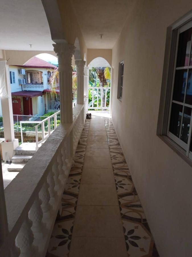 أوشو ريوس Grace Garden Guesthouse المظهر الخارجي الصورة